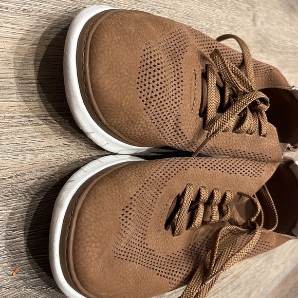 Men’s Vionic Brown Lace Up Shoes - pristine condition - Picture 5 of 7